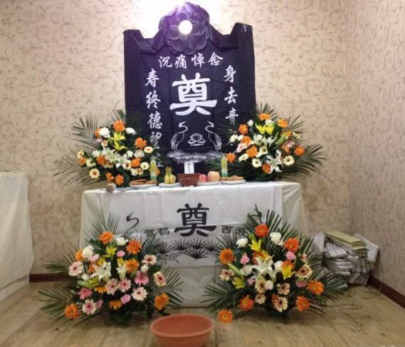 兰州布置灵堂 殡仪一条龙办理 花圈